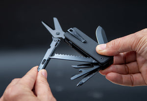 KSE Noir Limited Edition open tools in hands