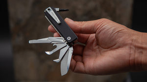 Mini Flex Companion in hand
